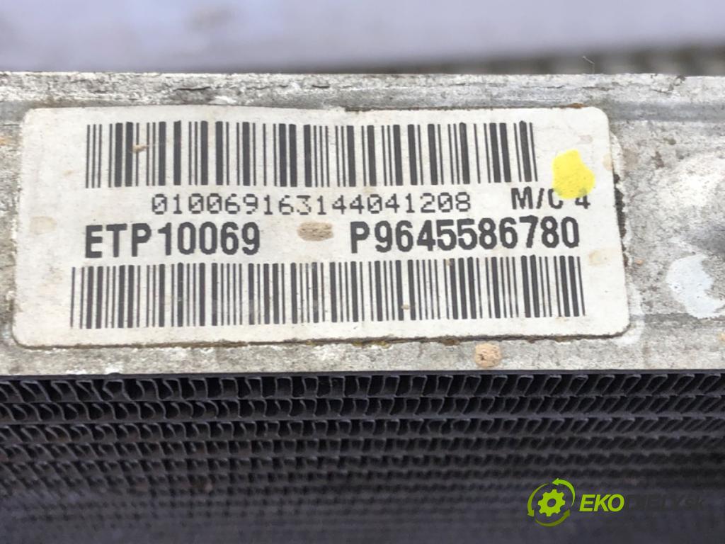 PEUGEOT 407 (6D_) 2004 - 2011    2.0 HDi 135 (6DRHRH, 6DRHRE, 6DRHRG, 6DRHRJ) 100 kW [136 KM] olej napędowy 2004 - 2010  chladič vody 9645586780 (Chladiče vody)