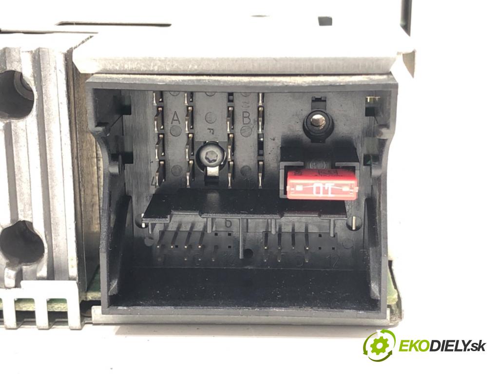 PEUGEOT 407 (6D_) 2004 - 2011    2.0 HDi 135 (6DRHRH, 6DRHRE, 6DRHRG, 6DRHRJ) 100 kW [136 KM] olej napędowy 2004 - 2010  RADIO  (Audio zariadenia)