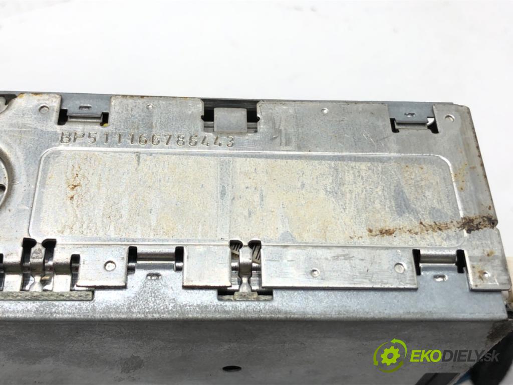 PEUGEOT 407 (6D_) 2004 - 2011    2.0 HDi 135 (6DRHRH, 6DRHRE, 6DRHRG, 6DRHRJ) 100 kW [136 KM] olej napędowy 2004 - 2010  RADIO  (Audio zariadenia)