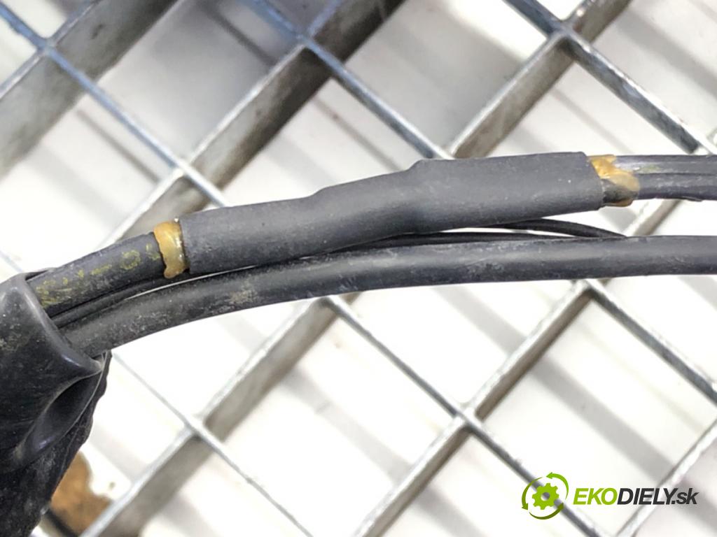 PEUGEOT 407 (6D_) 2004 - 2011    2.0 16V (6DRFJC, 6DRFJE, 6DRFJF) 103 kW [140 KM] benzyna 2005 - 2010  Ventilátor chladiča  (Ventilátory)