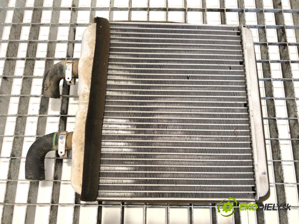 IVECO DAILY III Autobus 1999 - 2006    35 S 12, 35 C 12, 40 C 12 85 kW [116 KM] olej napędowy 2003 - 2006  topné těleso radiátor topení  (Radiátory topení)