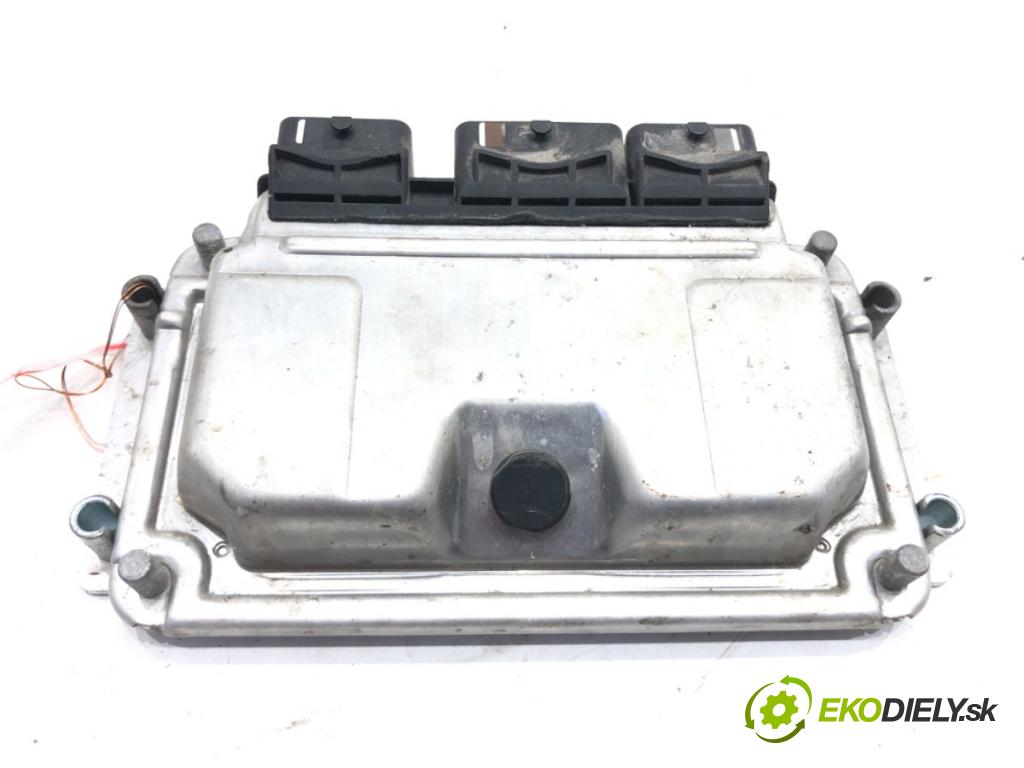 CITROEN C2 (JM_) 2003 - 2017    1.6 80 kW [109 KM] benzyna 2003 - 2010  riadiaca jednotka Motor 0261207999 (Riadiace jednotky)