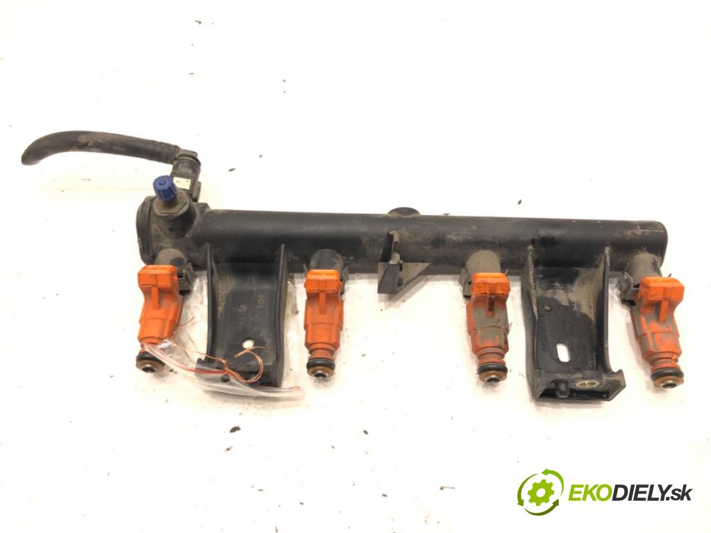 CITROEN C2 (JM_) 2003 - 2017    1.6 80 kW [109 KM] benzyna 2003 - 2010  Lišta vstrekovacia 9650764780 (Vstrekovacie lišty)