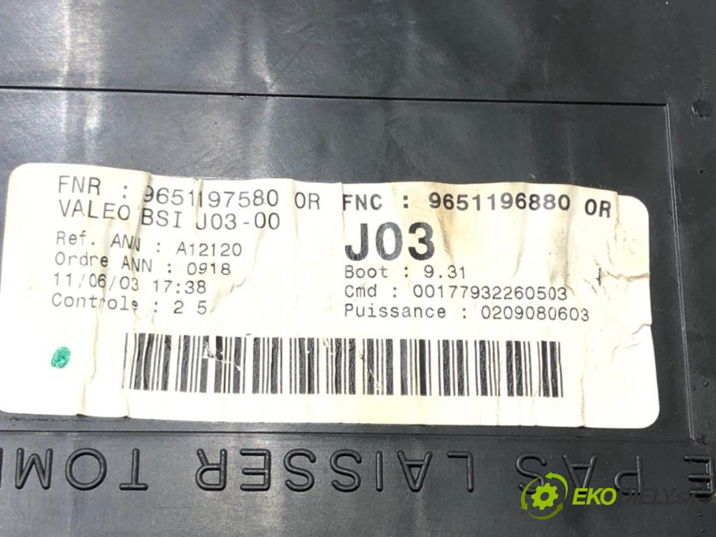 CITROEN C5 I (DC_) 2001 - 2005    1.8 16V (DC6FZB, DC6FZE) 85 kW [115 KM] benzyna 2001 - 2004  Modul BSI 9651197580 (Poistkové skrinky)