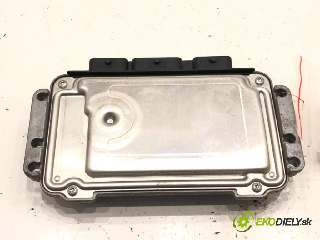 CITROEN C4 I (LC_) 2004 - 2014    1.6 16V 80 kW [109 KM] benzyna 2004 - 2011  riadiaca jednotka Motor 9657489380 (Riadiace jednotky)