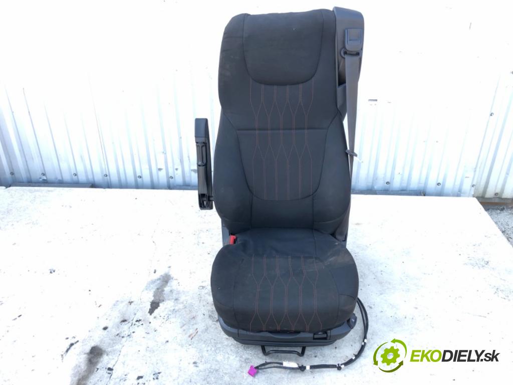 DAF CF Platforma / podwozie 2018 271 kW FA 370 271 kW [370 KM] olej napędowy 2013 - 2022 10840 Sedadlo ľavy predný 