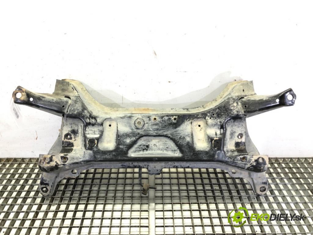 TOYOTA AYGO (_B1_) 2005 - 2014    1.0 (KGB10_) 50 kW [68 KM] benzyna 2005 - 2014  výztuha pod motor  (Výztuhy přední)