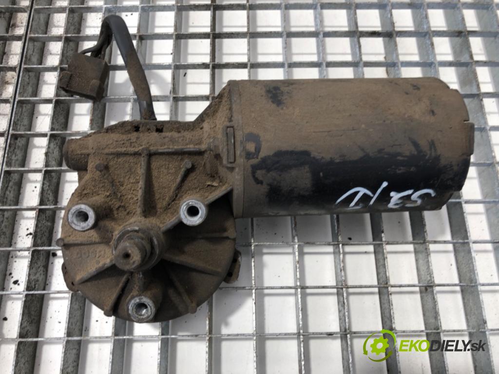 IVECO A80D003V    A80D003V  Motor stieračov predný 25937053000
