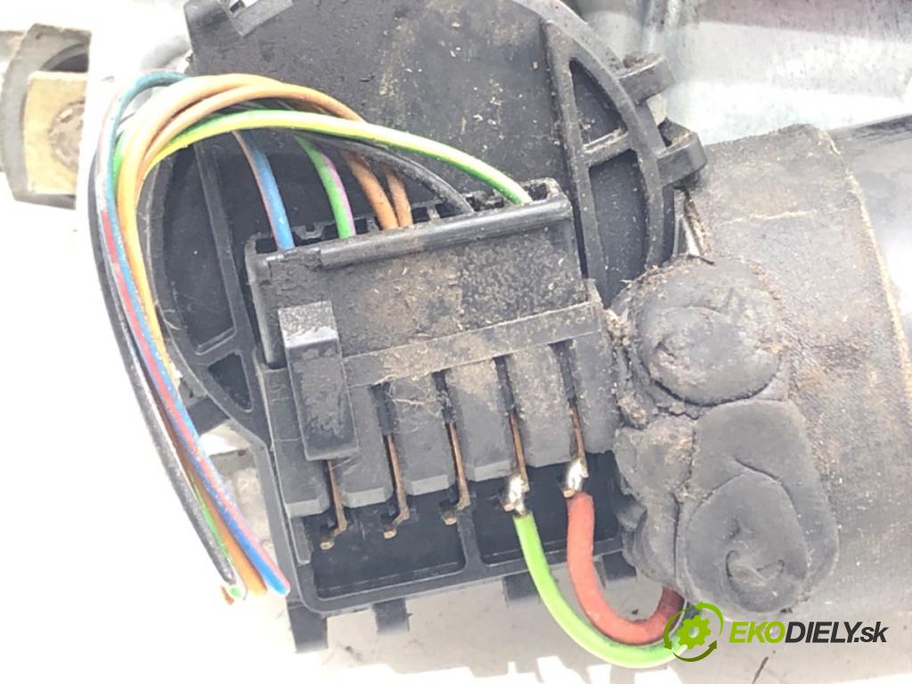 VW PASSAT B5 Variant (3B5) 1997 - 2001    1.9 TDI 66 kW [90 KM] olej napędowy 1997 - 2000  Mechanizmus stieračov predný  (Motorčeky stieračov predné)