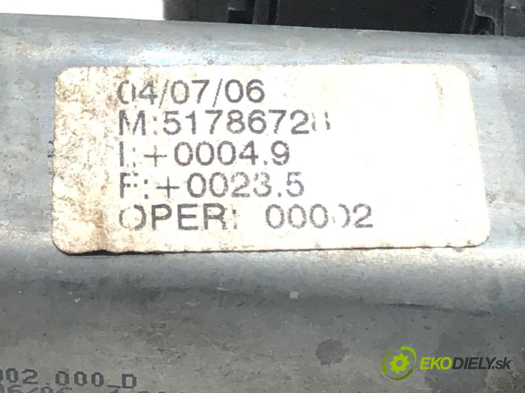 FIAT GRANDE PUNTO (199_) 2005 - 2022    1.4 (199AXB11, 199AXB1A, 199BXB1A, 199AXL1A) 57 kW [77 KM] benzyna 2005 - 2015  mechanismus okna pravý přední část