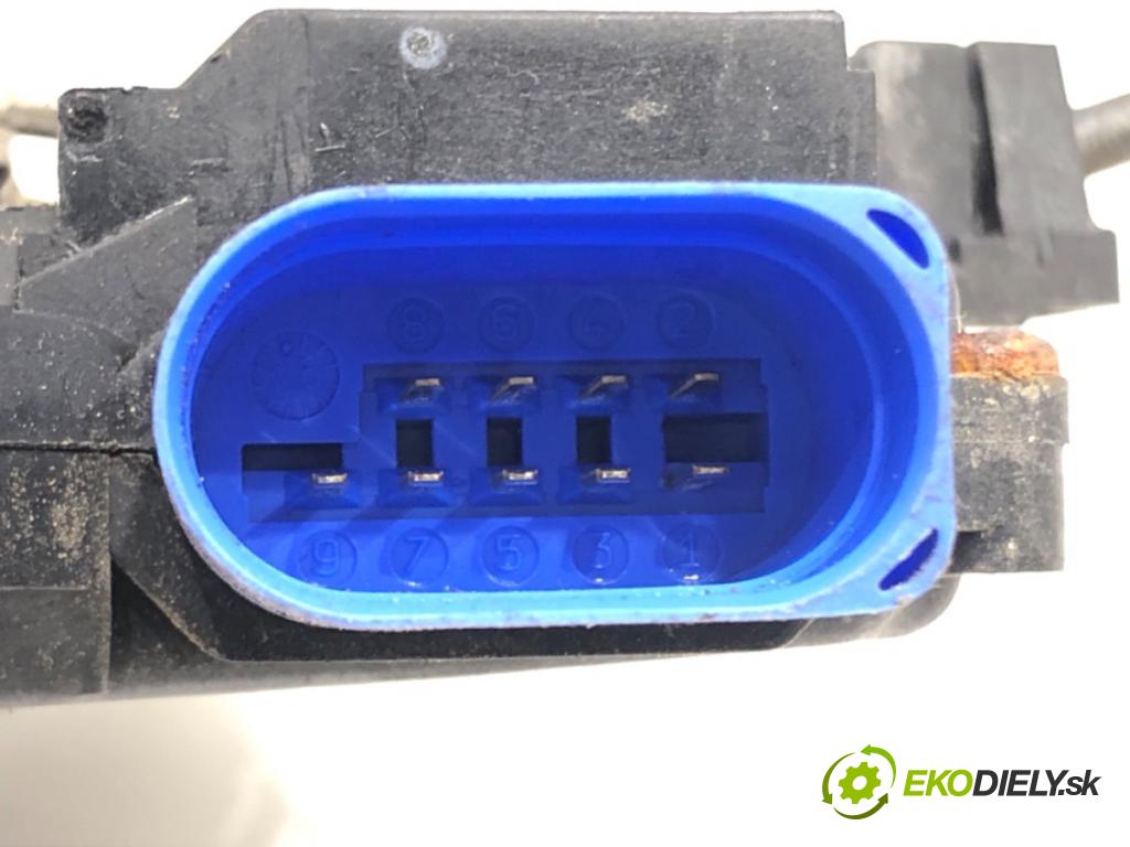 SEAT TOLEDO III (5P2) 2004 - 2009    1.9 TDI 77 kW [105 KM] olej napędowy 2004 - 2009  zámok dveře levý přední část 3D1837015