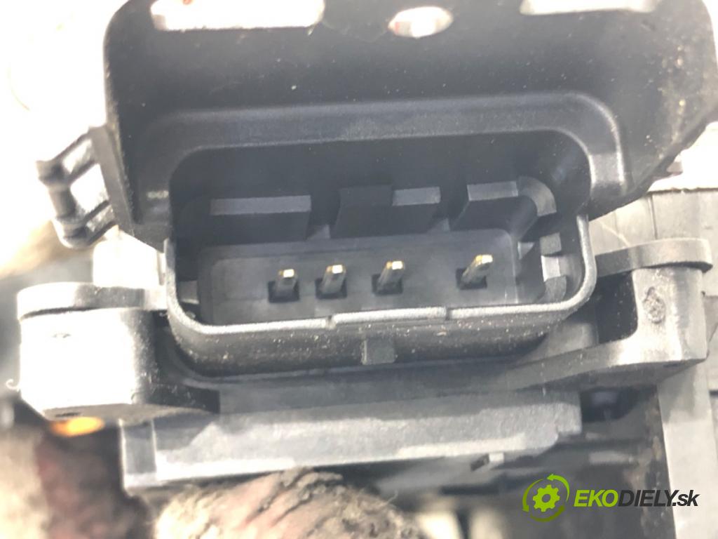 CITROEN C4 GRAND PICASSO I (UA_) 2006 - 2013    1.6 VTi 120 88 kW [120 KM] benzyna 2008 - 2013  zámok dveře pravý přední část 24097816