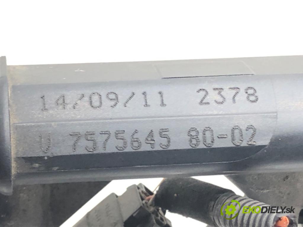 CITROEN C4 GRAND PICASSO I (UA_) 2006 - 2013    1.6 VTi 120 88 kW [120 KM] benzyna 2008 - 2013  Lišta vstrekovacia 752817680 (Vstrekovacie lišty)