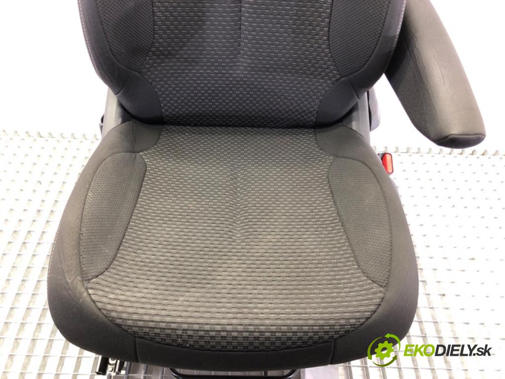 CITROEN C4 GRAND PICASSO I (UA_) 2006 - 2013    1.6 VTi 120 88 kW [120 KM] benzyna 2008 - 2013  Sedadlo pravy predný