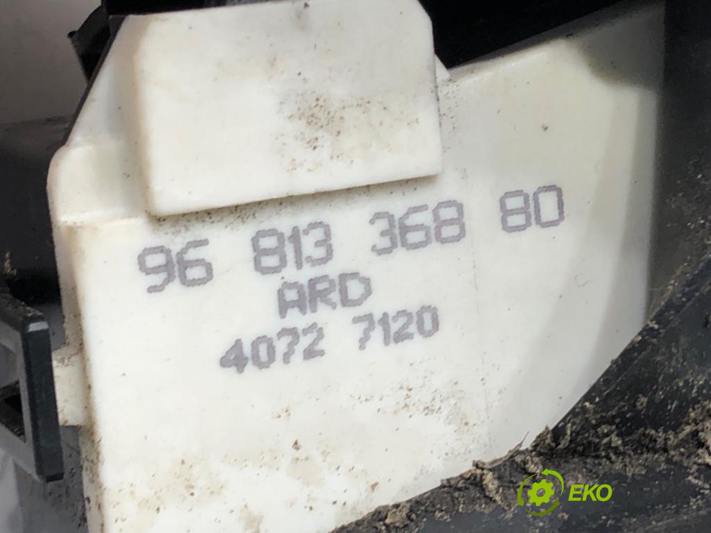 CITROEN C4 I (LC_) 2004 - 2014    1.4 16V 65 kW [88 KM] benzyna 2004 - 2011  zámok dveře pravý zadní část 9681336880