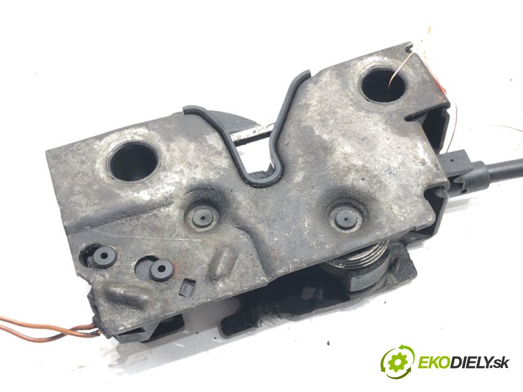 SKODA OCTAVIA III Combi (5E5, 5E6) 2012 - 2022    1.6 TDI 77 kW [105 KM] olej napędowy 2012 - 2022  zámok kapoty přední část 8E0823509B