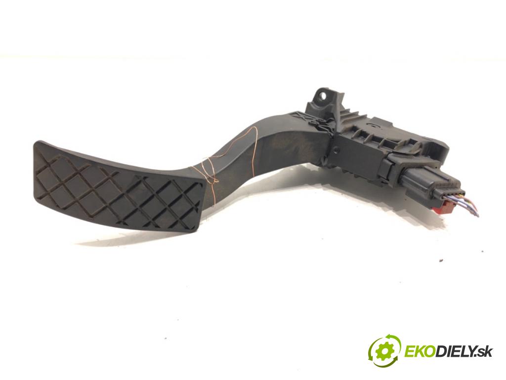 SKODA OCTAVIA III Combi (5E5, 5E6) 2012 - 2022    1.6 TDI 77 kW [105 KM] olej napędowy 2012 - 2022  Potenciometer plynu 5Q1721503F (Pedále)