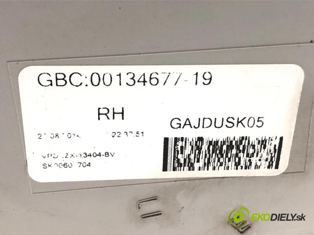 SKODA OCTAVIA III Kombi 2014 77 kW 1.6 TDI 1598 světlo pravý zadní část 00134677