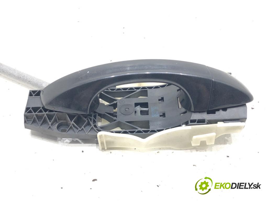 SKODA OCTAVIA III Combi (5E5, 5E6) 2012 - 2022    1.6 TDI 77 kW [105 KM] olej napędowy 2012 - 2022  Kľučka vonkajšia pravy zad 