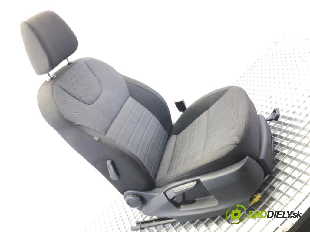 SKODA OCTAVIA III Combi (5E5, 5E6) 2012 - 2022    1.6 TDI 77 kW [105 KM] olej napędowy 2012 - 2022  Sedadlo pravy predný