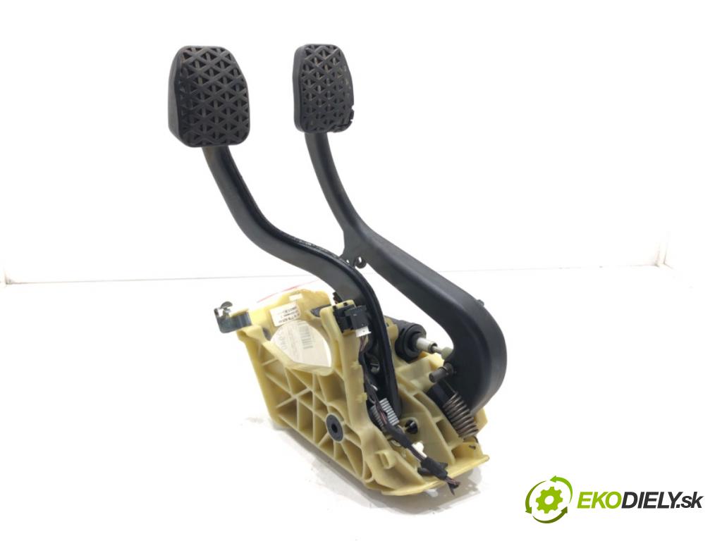 BMW 5 Touring (E61) 2004 - 2010    520 d 120 kW [163 KM] olej napędowy 2005 - 2010  PEDÁL: manuálne 6778825 (Pedále)