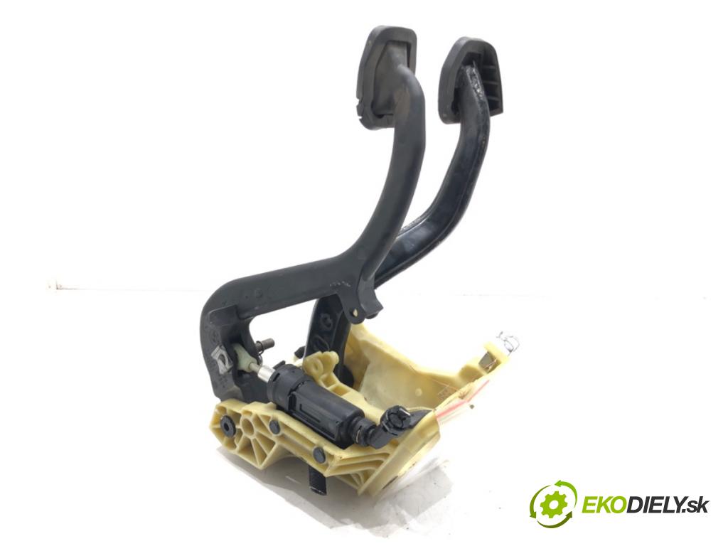 BMW 5 Touring (E61) 2004 - 2010    520 d 120 kW [163 KM] olej napędowy 2005 - 2010  PEDÁL: manuálne 6778825 (Pedále)