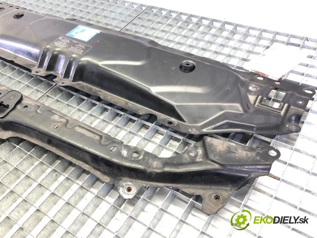 BMW 5 Touring (E61) 2004 - 2010    520 d 120 kW [163 KM] olej napędowy 2005 - 2010  držák přední část 7033741 (Výztuhy přední)