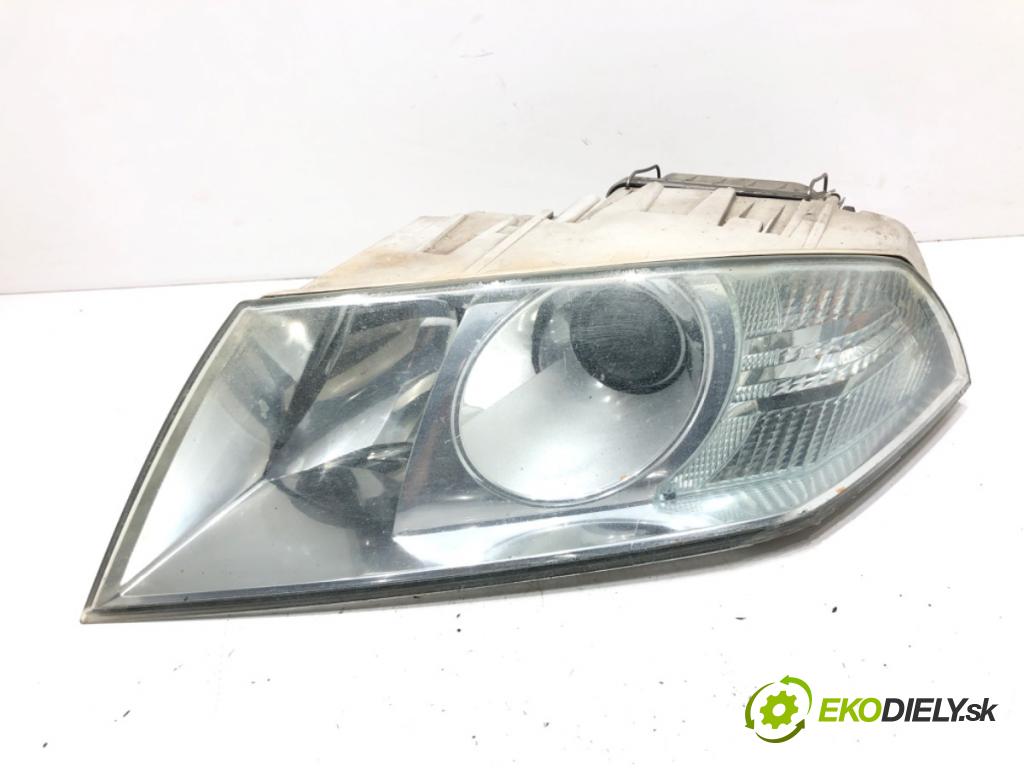 SKODA OCTAVIA II liftback 2006 125 kW 2.0 TDI RS 1968 Svetlomet ľavy predný XENON 