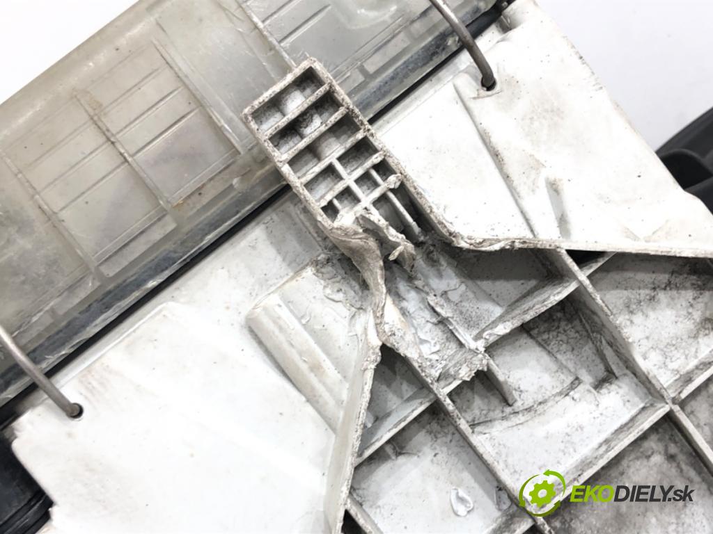 SKODA OCTAVIA II liftback 2006 125 kW 2.0 TDI RS 1968 Svetlomet ľavy predný XENON