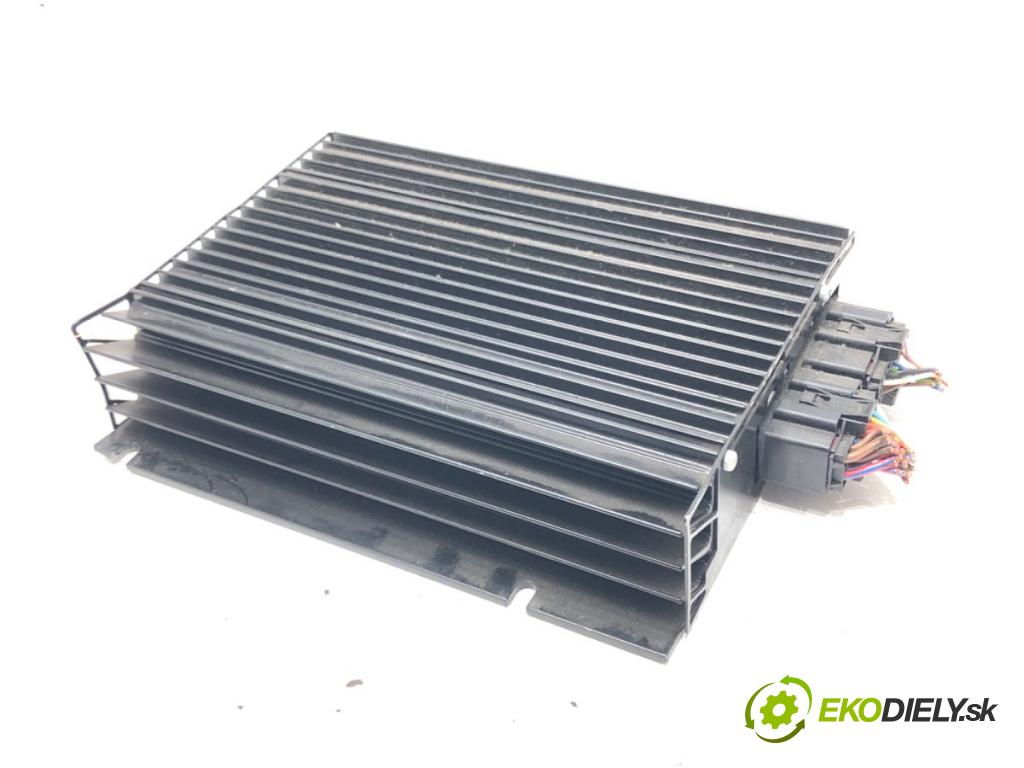 SKODA OCTAVIA II (1Z3) 2004 - 2013    2.0 TDI RS 125 kW [170 KM] olej napędowy 2006 - 2013  zesilovač 1Z0035456 (Zesilovače)