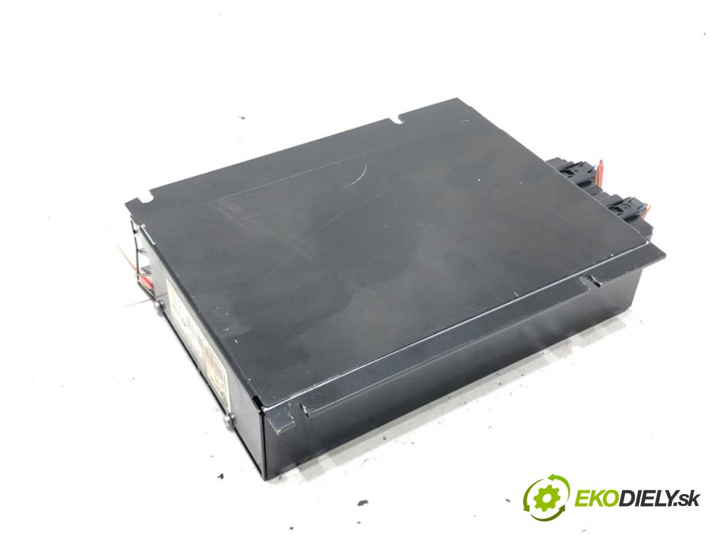 SKODA OCTAVIA II (1Z3) 2004 - 2013    2.0 TDI RS 125 kW [170 KM] olej napędowy 2006 - 2013  zesilovač 1Z0035456 (Zesilovače)