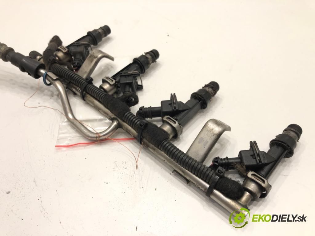 OPEL MERIVA A nadwozie wielkoprzestrzenne (MPV) (X03) 2003 - 2010    1.6 (E75) 77 kW [105 KM] benzyna 2006 - 2010  Lišta vstrekovacia  (Vstrekovacie lišty)