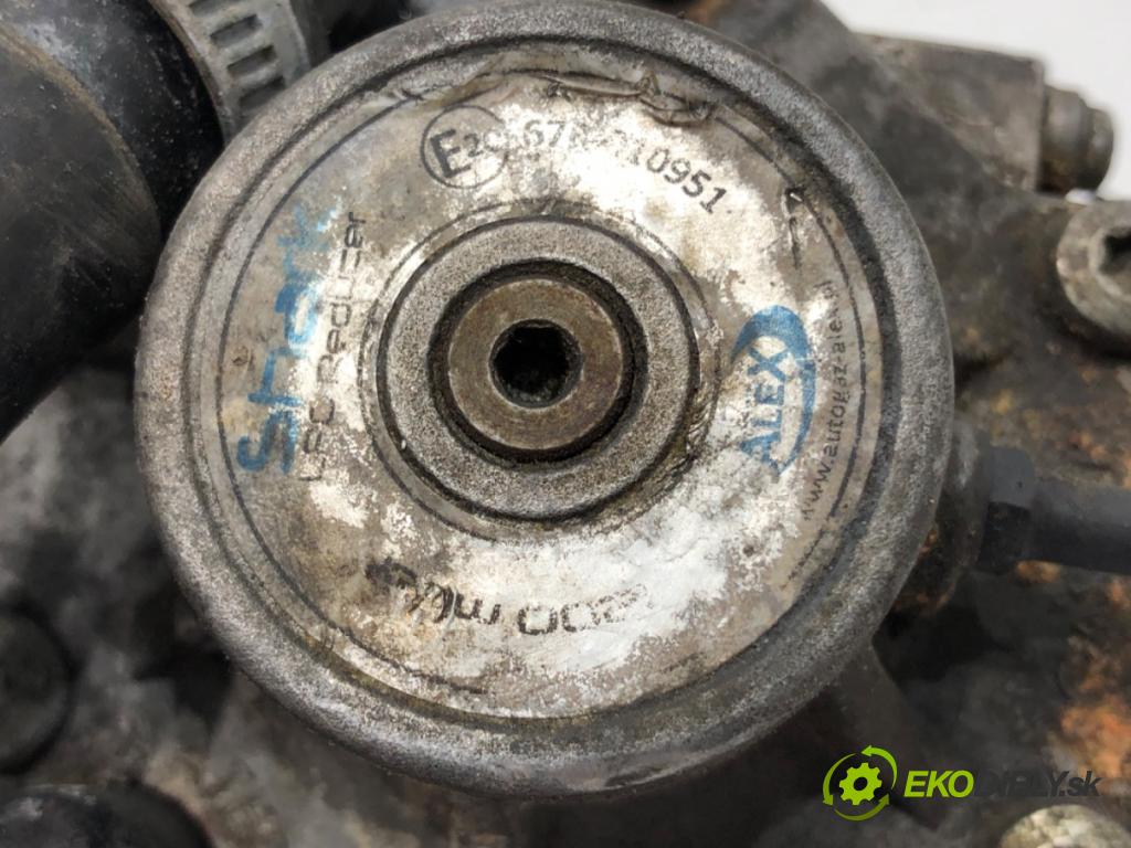 OPEL MERIVA A nadwozie wielkoprzestrzenne (MPV) (X03) 2003 - 2010    1.6 (E75) 77 kW [105 KM] benzyna 2006 - 2010  Reduktor do plynového pedálu LPG SHARK 67R-010951 (LPG)