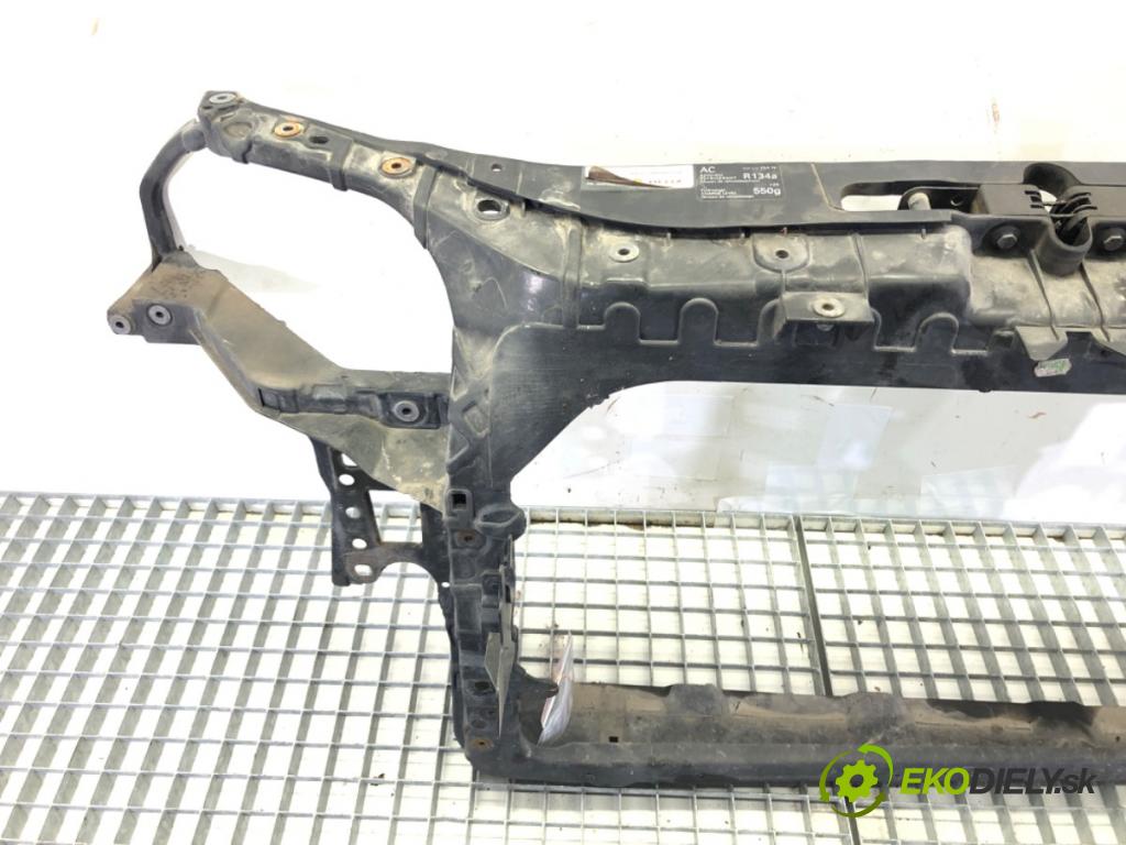 SEAT CORDOBA (6L2) 2002 - 2009    1.4 16V 63 kW [86 KM] benzyna 2006 - 2009  držák přední část  (Výztuhy přední)