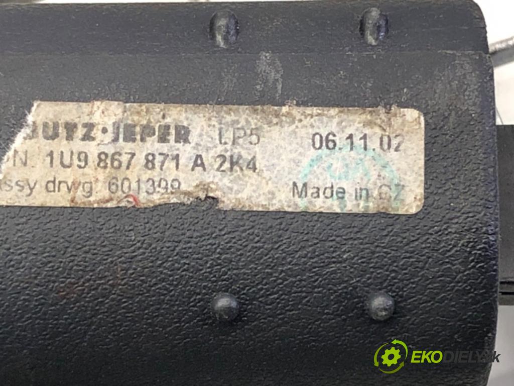 SKODA OCTAVIA I Combi (1U5) 1998 - 2010    2.0 85 kW [116 KM] benzyna 1999 - 2007  Roleta  (Rolety kufra)