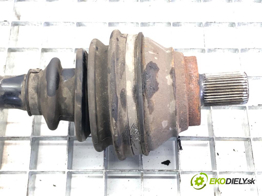 VW PASSAT B6 Kombi 2007 103 kW 2.0 TDI 1968 Poloos ľavy predný