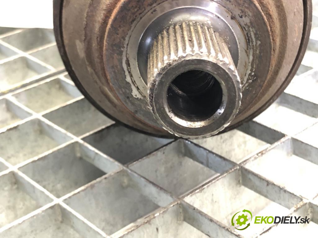 VW PASSAT B6 Kombi 2007 103 kW 2.0 TDI 1968 Poloos ľavy predný