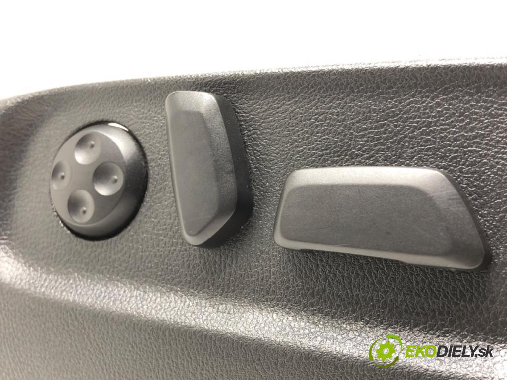 VW PASSAT B6 Variant (3C5) 2005 - 2011    2.0 TDI 103 kW [140 KM] olej napędowy 2005 - 2009  Prepínač nastavenia sedačky pravy 8E0959777B