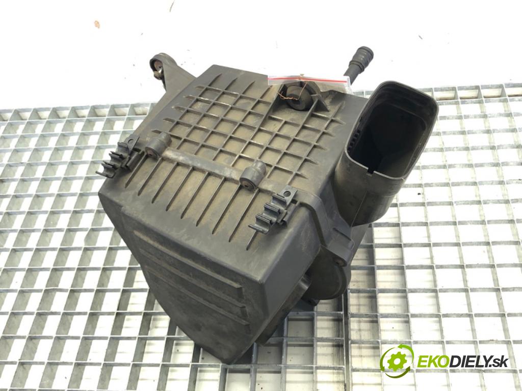 SKODA ROOMSTER (5J7) 2006 - 2015    1.2 TDI 55 kW [75 KM] olej napędowy 2010 - 2015  Obal filtra vzduchu 6R0129601C (Obaly filtrov vzduchu)