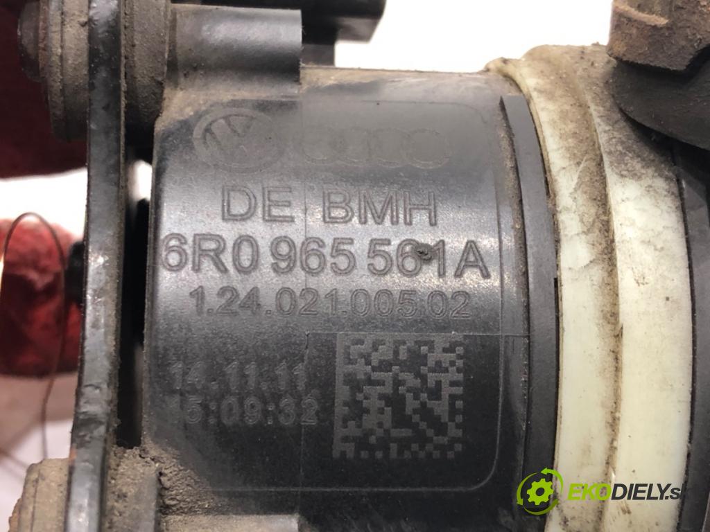 SKODA ROOMSTER (5J7) 2006 - 2015    1.2 TDI 55 kW [75 KM] olej napędowy 2010 - 2015  DALŠÍ: pumpa vody 6R0965561A (Vodní pumpy)