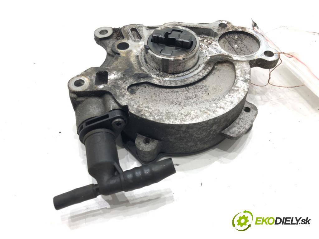 SKODA ROOMSTER (5J7) 2006 - 2015    1.2 TDI 55 kW [75 KM] olej napędowy 2010 - 2015  pumpa vakuová 03L145207