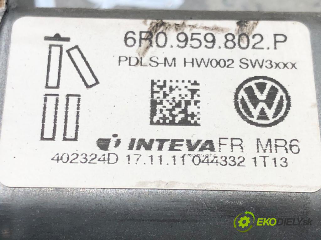 SKODA ROOMSTER (5J7) 2006 - 2015    1.2 TDI 55 kW [75 KM] olej napędowy 2010 - 2015  mechanismus okna pravý přední část 6R0959802P