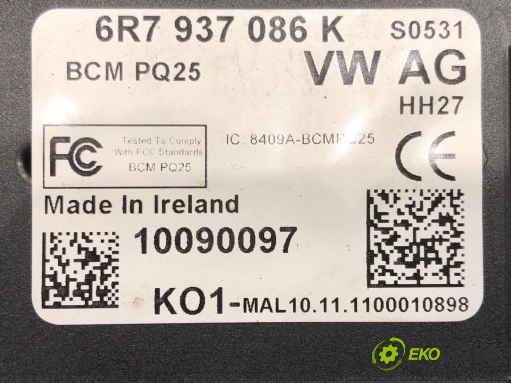 SKODA ROOMSTER (5J7) 2006 - 2015    1.2 TDI 55 kW [75 KM] olej napędowy 2010 - 2015  modul BCM 6R7937086K (Ostatní)