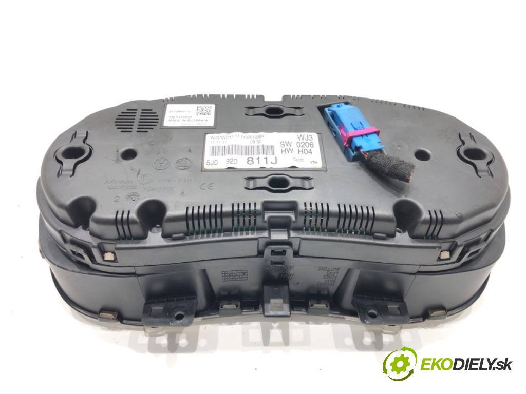 SKODA ROOMSTER (5J7) 2006 - 2015    1.2 TDI 55 kW [75 KM] olej napędowy 2010 - 2015  Prístrojovka 5J0920811J (Prístrojové dosky, displeje)
