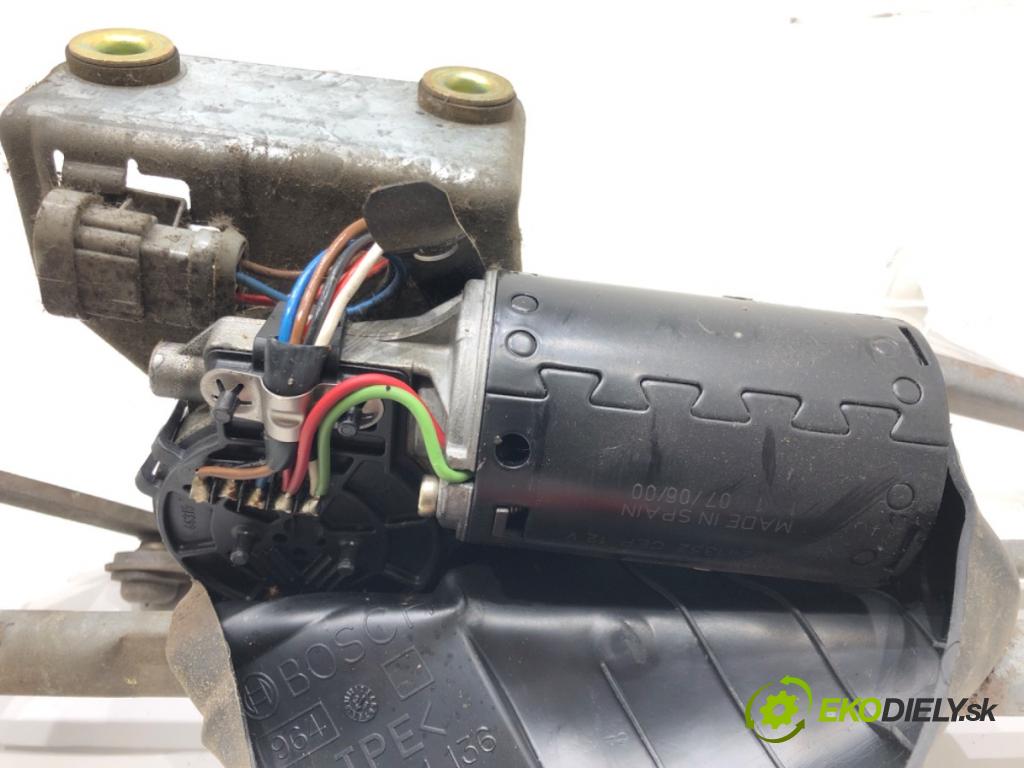 RENAULT SCÉNIC I nadwozie wielkoprzestrzenne (MPV) (JA0/1_, FA0_) 1999 - 2010    2.0 16V (JA1B, JA1D, JA0C) 102 kW [139 KM] benzyna 2000 - 2003  Mechanizmus stieračov predný 0390241352 (Motorčeky stieračov predné)