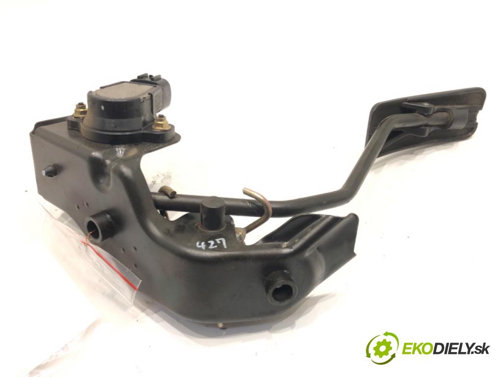 TOYOTA AVENSIS Kombi (_T25_) 2003 - 2008    2.0 D-4D (CDT250_) 85 kW [116 KM] olej napędowy 2003 - 2008  Potenciometer plynu  (Pedále)