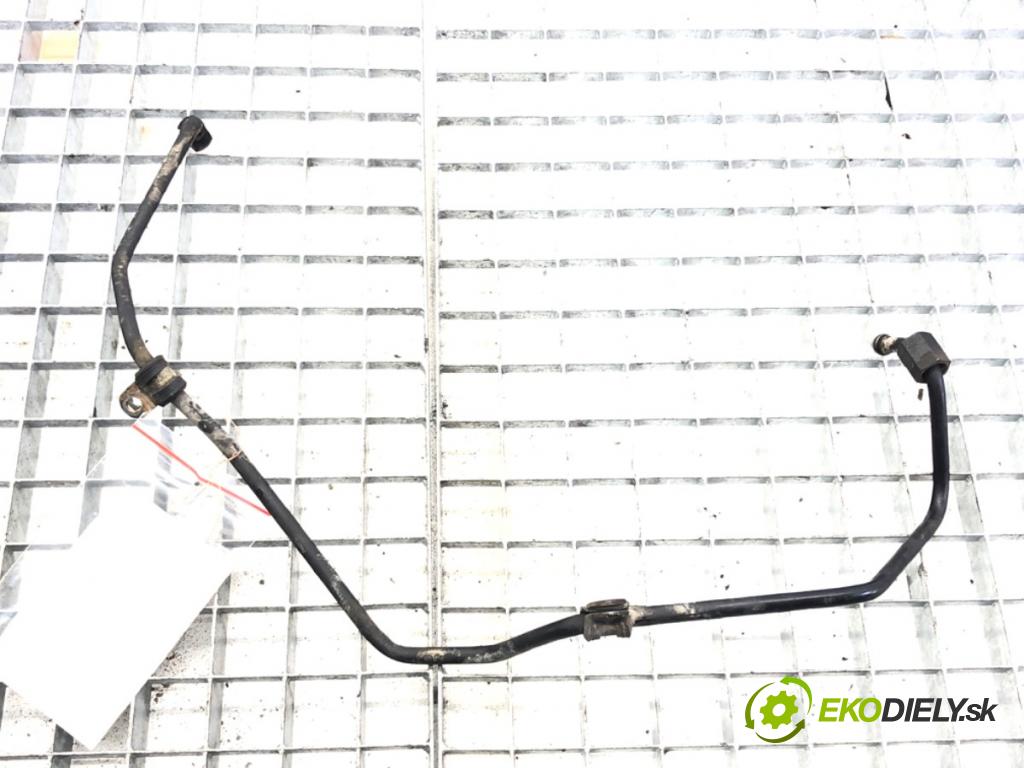 VW BORA Variant (1J6) 1999 - 2005    1.9 TDI 85 kW [115 KM] olej napędowy 1999 - 2001  rúrka turba  (Hadice intercoolera)