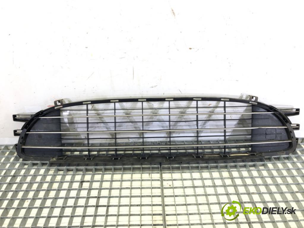 PEUGEOT 407 (6D_) 2004 - 2011    2.0 (6DRFNB, 6DRFNE) 100 kW [136 KM] benzyna 2004 - 2005  mří nárazníka přední část 9659398777 (Mřížky (masky) chladičů)