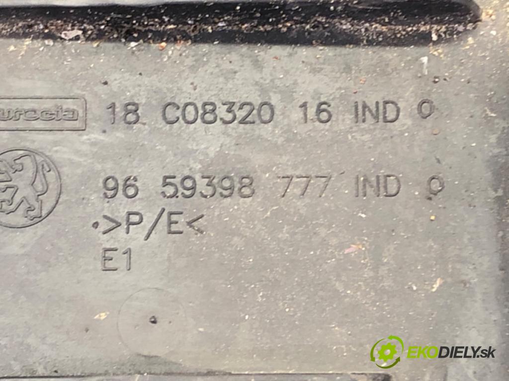 PEUGEOT 407 (6D_) 2004 - 2011    2.0 (6DRFNB, 6DRFNE) 100 kW [136 KM] benzyna 2004 - 2005  mří nárazníka přední část 9659398777 (Mřížky (masky) chladičů)