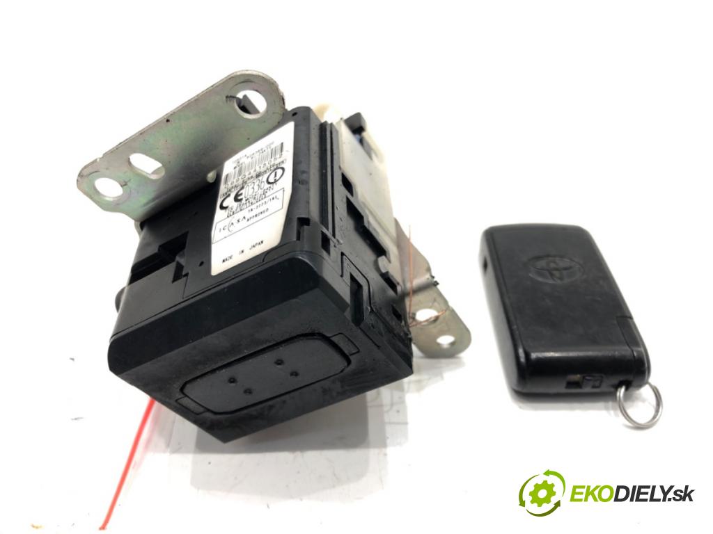 TOYOTA COROLLA Verso (ZER_, ZZE12_, R1_) 2004 - 2009    1.8 (ZNR11_) 95 kW [129 KM] benzyna 2004 - 2009  spinačka 626399-000 (Spínacie skrinky a kľúče)